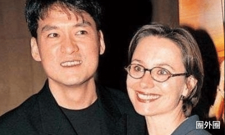 周华健|周华健与美国妻子恩爱几十年，感情一如当初，岁月静好惹人羡慕