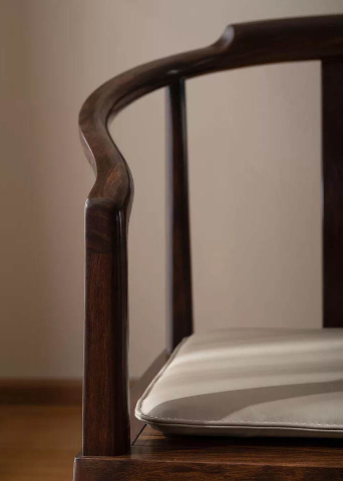 实木家具为什么会开裂？