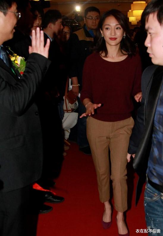 穿衣搭配|中年女人穿出气质更重要,学周迅化繁为简,基础款也能搭出高级感