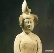 黄轩|芸芝选角真让人拍案叫绝，高度仿真唐俑娃娃，体态表情简直绝了