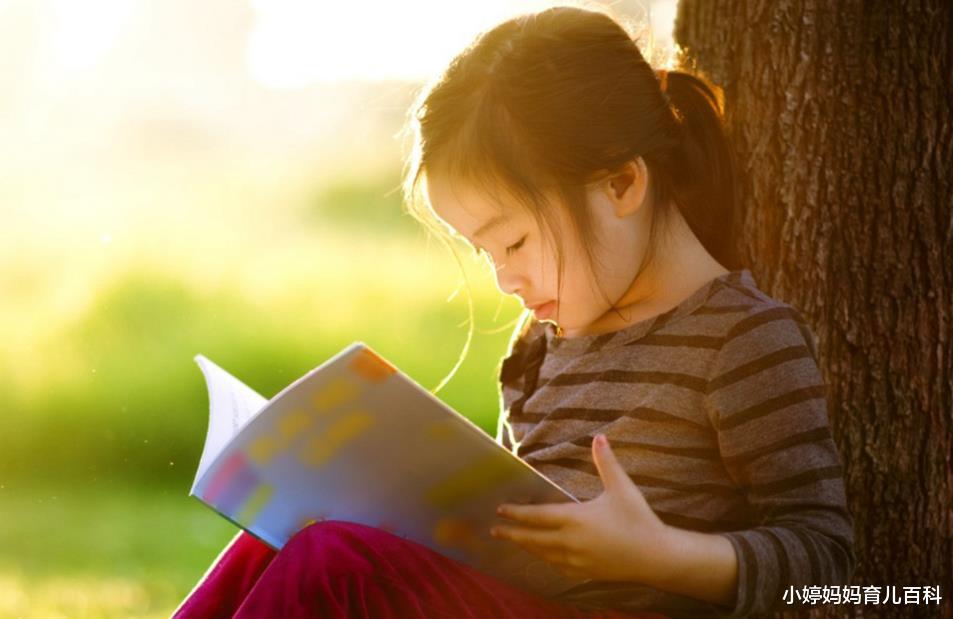 小婷妈妈育儿百科|暑假间，孩子要选择什么样的书来读？一线语文老师给了5个关键词