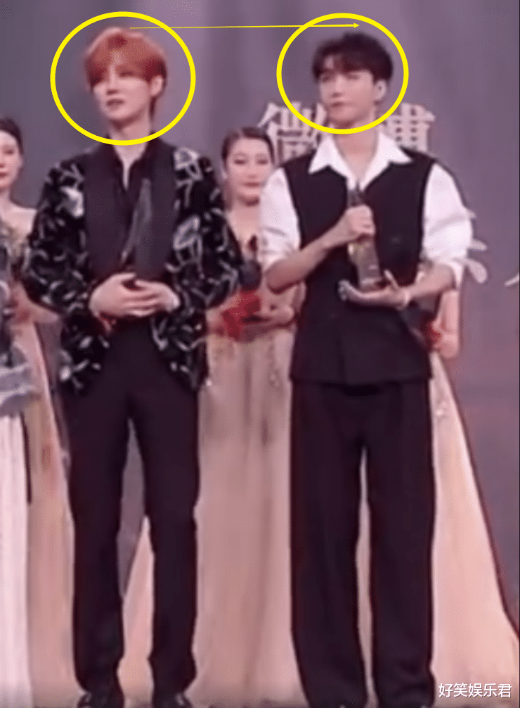 鹿晗|178的鹿晗和180的王俊凯站一起，看清两人的鞋底，谁撒谎很显然