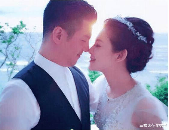 三姨太在买裙子|居然还有女勇士敢接贾静雯的盘？和孙志浩结婚6年的她，至今未育