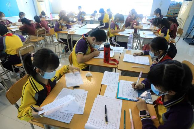 西红柿妈妈|初一要过坎，初二要爬坡，初三要登顶！陪娃走过初中3年要有技巧