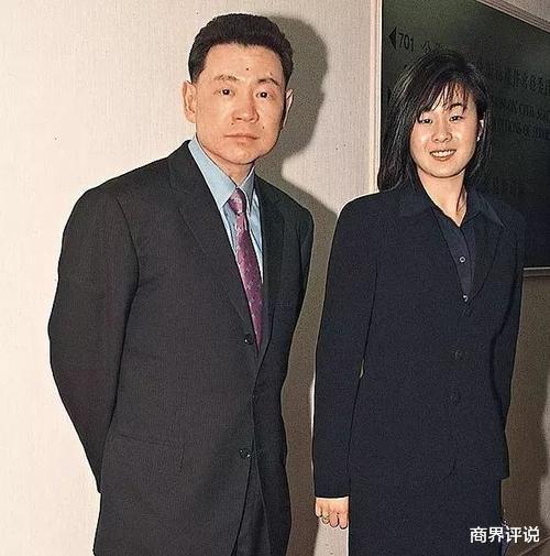 北海 一条裤子就20万，一生喝掉10亿的红酒，却至今没给郑州水灾捐款