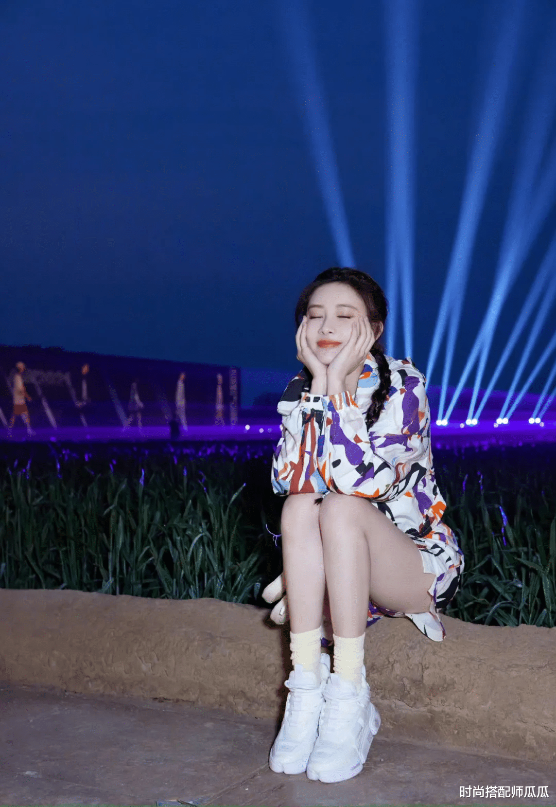 时尚搭配师瓜瓜|?小个子穿运动鞋，怎么搭配裤子？