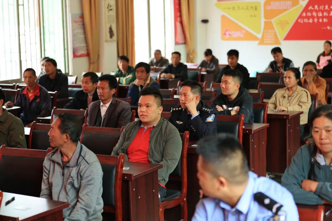 安顺直通车 我为群众办实事：“送考下乡”上门服务惠百姓