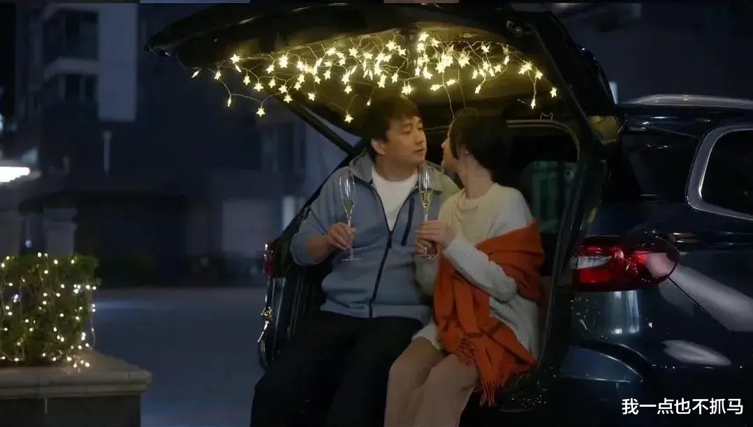 周迅|离婚才1年，她又官宣了：居然还带着18岁的儿子