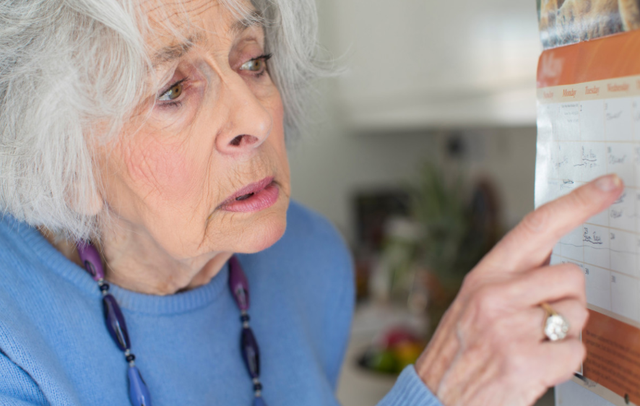 火锅|喜欢2种睡姿的老人,或易患老年痴呆风险,看一下,你睡对了吗?