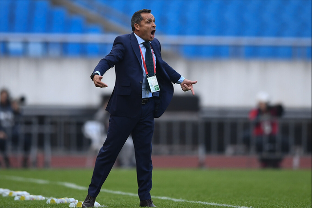 巴塞羅那|怒砸9000萬，巴薩換人！中甲下課名帥一步登天，沖超失敗卻達(dá)巔峰