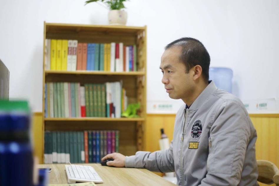 中国诗词大会|曾战胜北大才子,获得《诗词大会》冠军的外卖小哥,如今逆袭没?