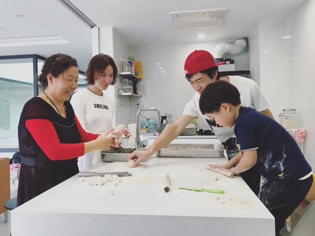 家居中队长 全屋没墙也没门？这个宝妈打造的新家，真的好独特，超有创意！