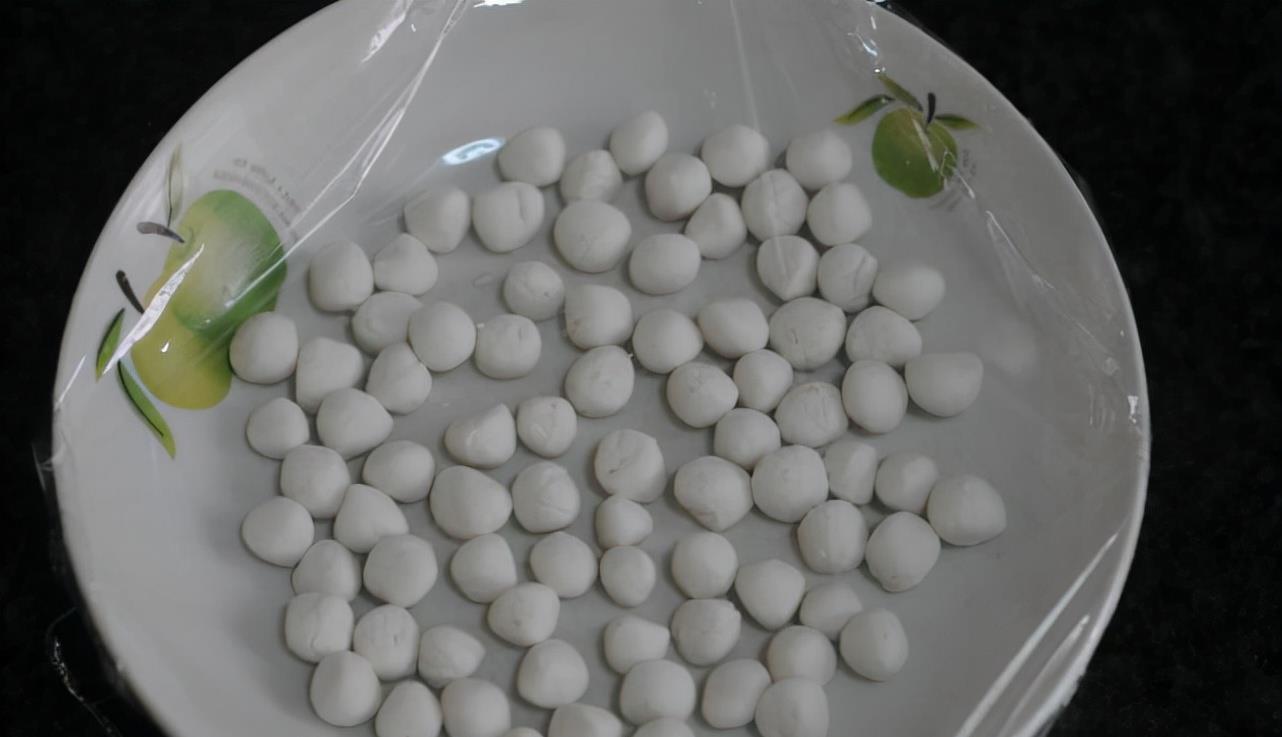 老一辈留下来的好东西，天气凉了赶紧吃，养胃活血，滋补女人！