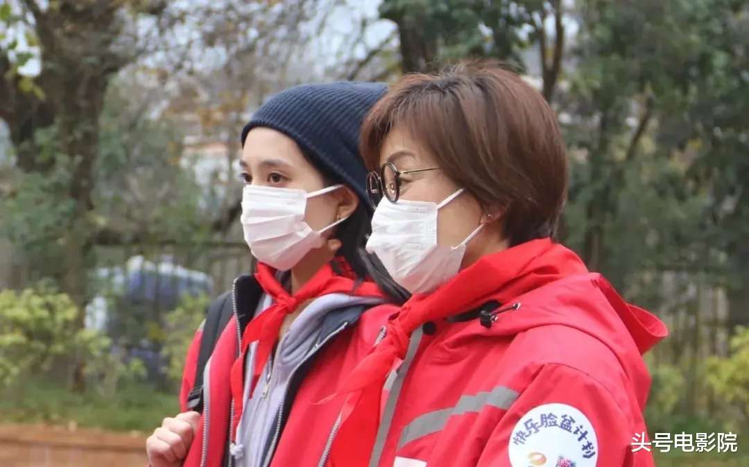 毛阿敏|260亿身家富豪解直锟去世，和毛阿敏生两娃，17岁女儿演中国医生