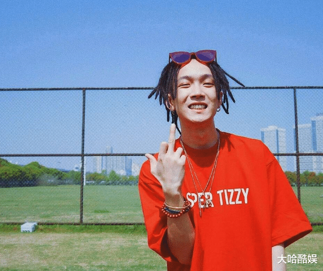 曾毅|从内娱顶流到嘻哈圈偶像一夜之间被锤，网友只相信CCTV厂牌的曾毅