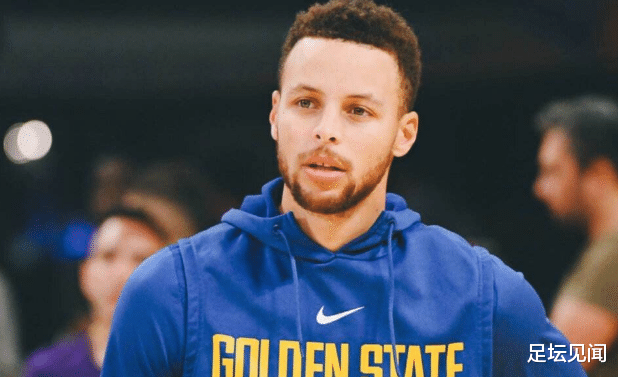 斯蒂芬·庫(kù)里|庫(kù)里相比16年，確實(shí)少了很多超遠(yuǎn)三分，三分線外小打大solo三分