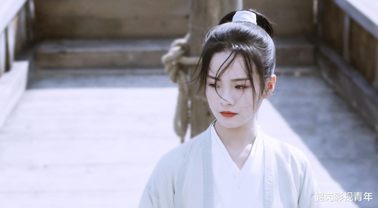 徐凤年|《雪中悍刀行》姜泥归蜀,暗示青鸟必成徐凤年的“床甲”