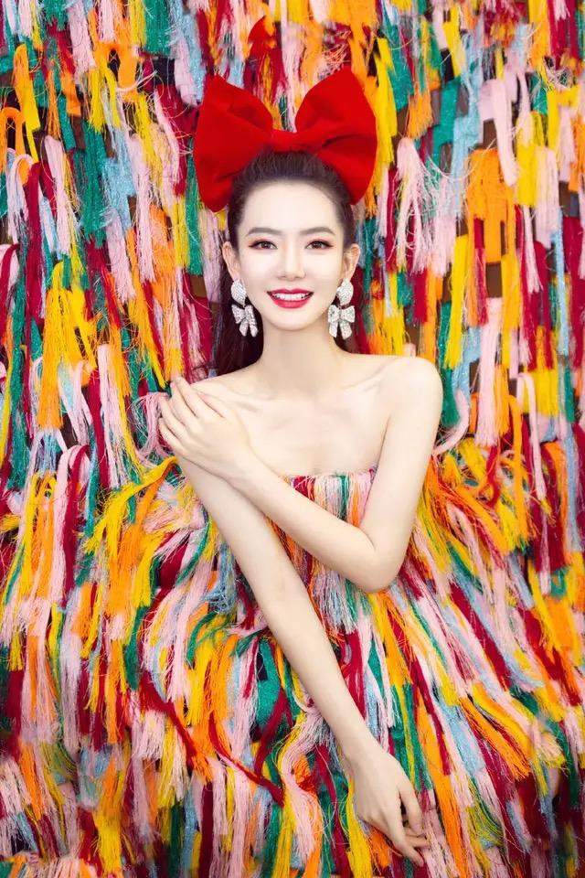 好物官|《我家那闺女》宋茜素颜上镜，镜头下“牛奶肌”，吊打昔日队友