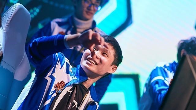 生态环境保卫者|Dota2：让二追三，Fnatic完成逆转，队内Carry曾被称为指定菜比？