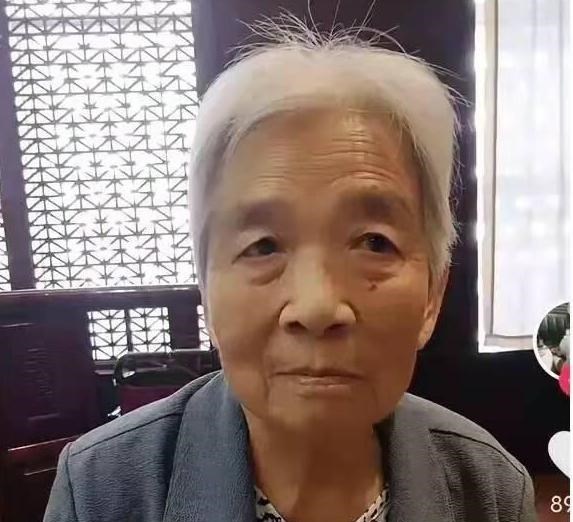 克里斯·埃文斯|熊磊为了霸占万达房产，曝出与外婆的通话记录，结果却出人意料