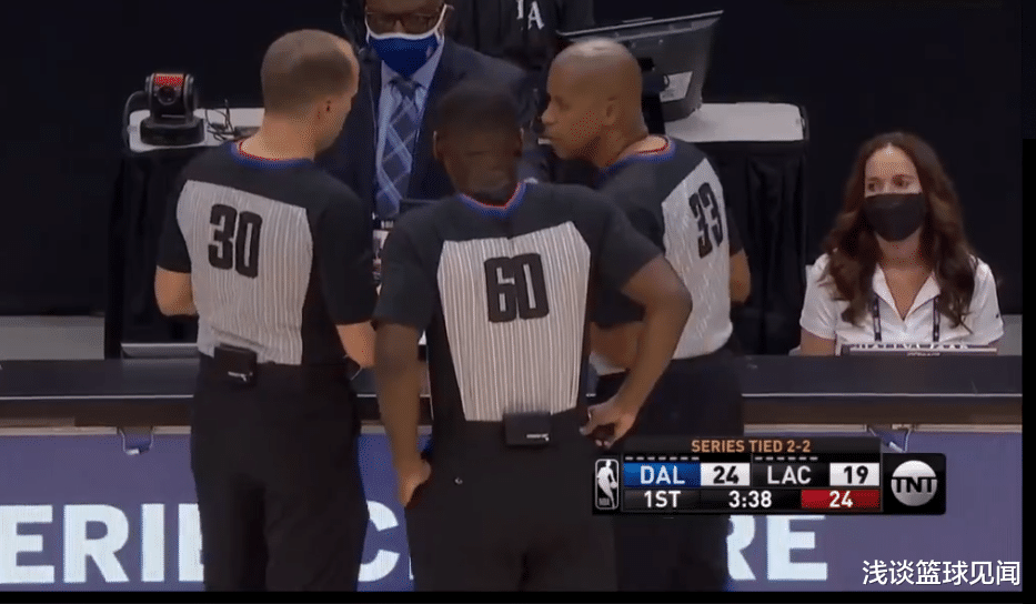 快船队|东契奇怒飙7记三分，小卡乔治疯狂火拼，逼得他重击砸筐力压快船