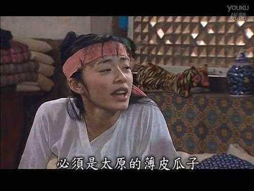 穿帮镜头|史上最穷剧组的穿帮镜头，经费确实很短缺，这个头套已经假到没朋友了