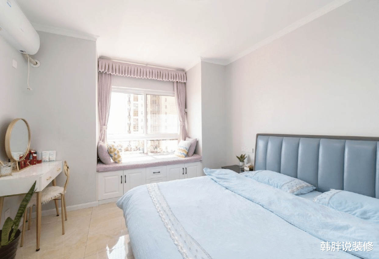 128㎡四居室,主卫走廊装满衣柜,秒变步入式衣帽间,仪式感满满