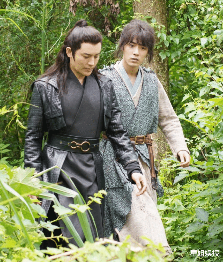 陈思铭|从选秀冠军到童年白月光“无花”，出道17年没火的他，还跟肖战合作过三次