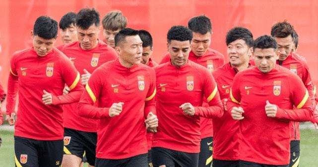 广州队|艾克森、阿兰、洛国富、费南多和高拉特与广州队解约！