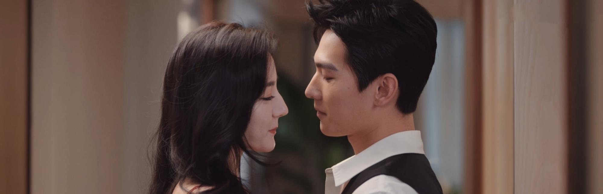 乔晶晶|于途乔晶晶吻戏太多，让人脸红心跳，双向奔赴的爱情要当场窒息了