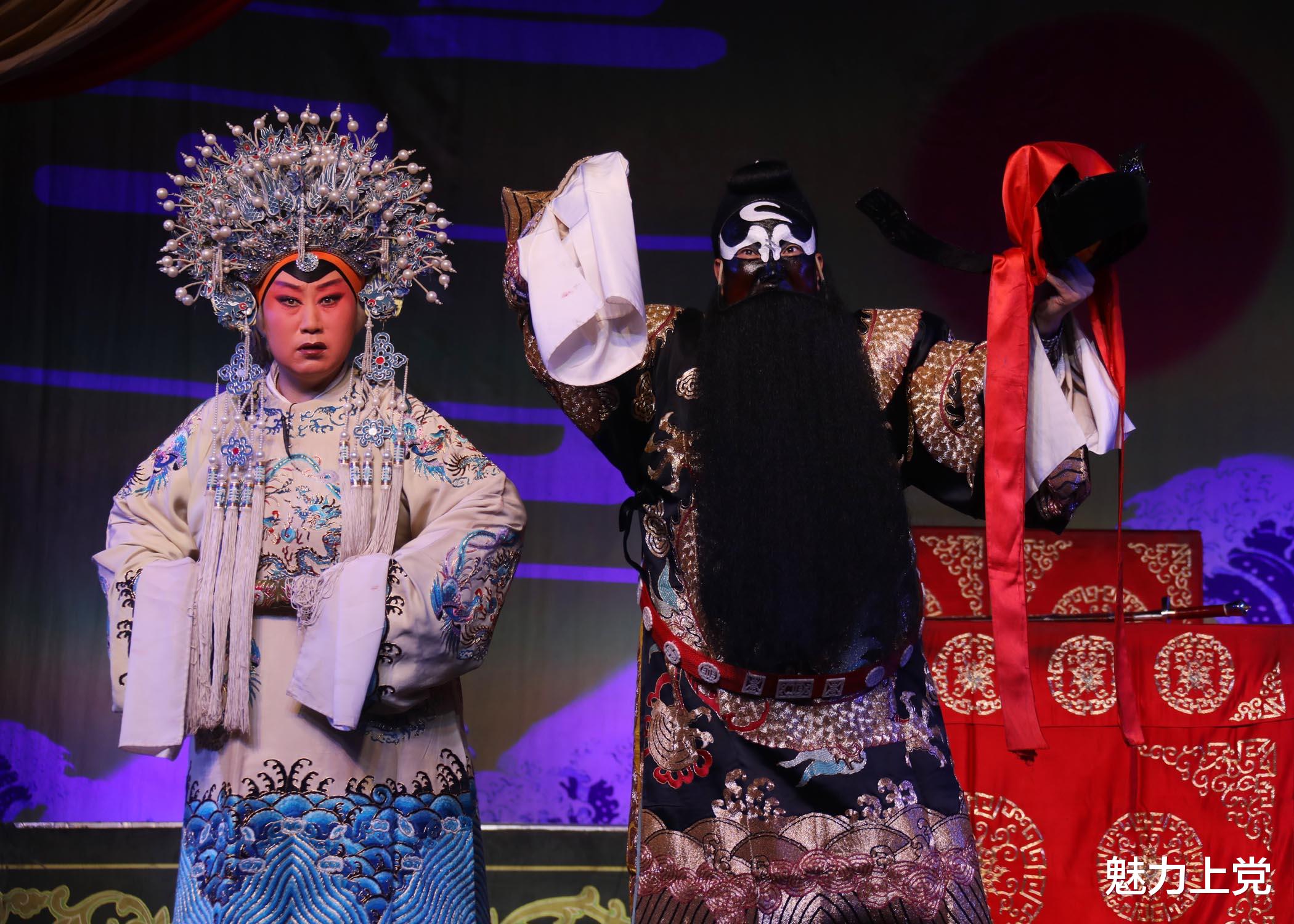 魅力上党 长治市上党梆子剧团走进潞州区屈家庄村惠民演出