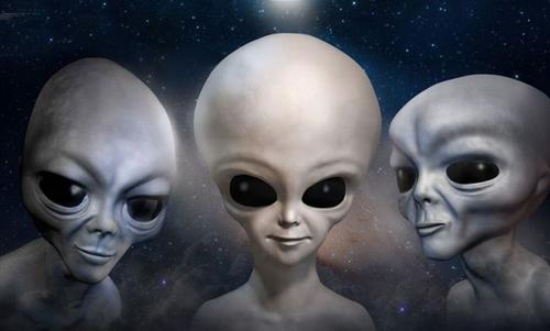 他是美国的高级科学家,长期跟外星人接触,曾经拿出照片作为证据