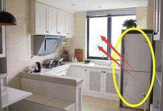 时尚舒适家|万万不要把冰箱放此处靠墙，财神见了绕道走，招惹霉运上家门！