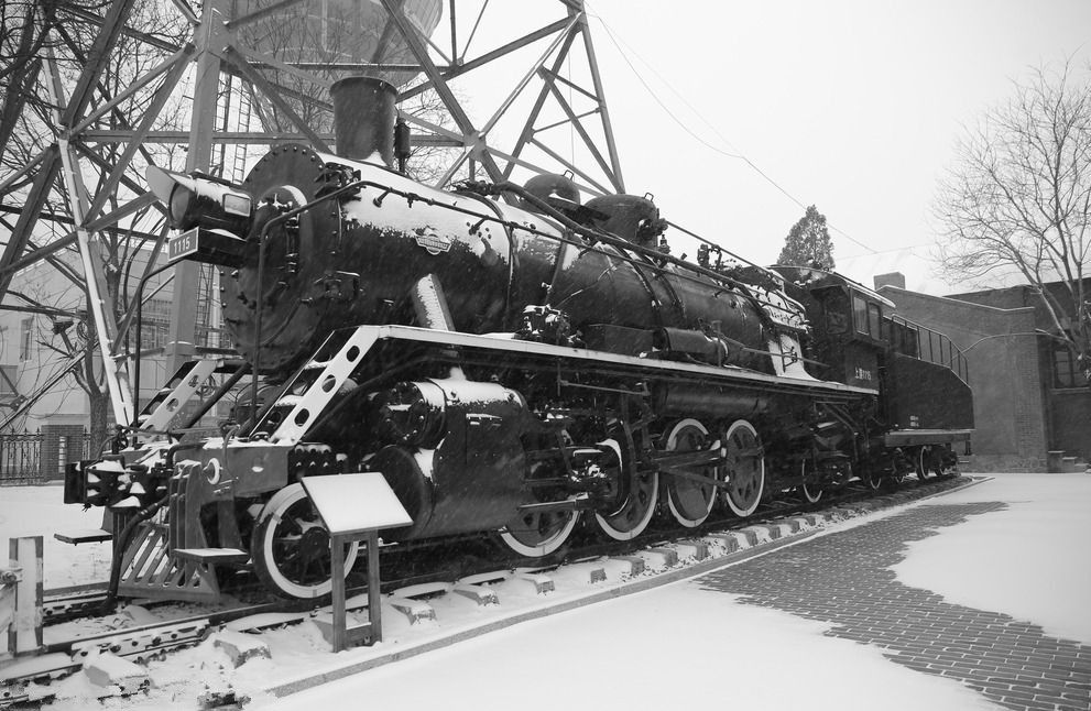 铁比黄金更好？宇宙元素的分水岭，能被磁铁牢牢吸引！