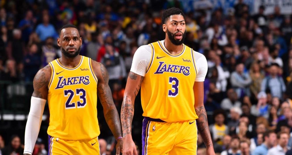 可馨育娃|真的看懂威少的作用了吗？球迷：第四节的湖人值得期待