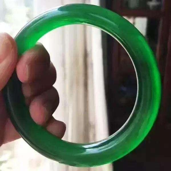 翡翠|3件翡翠,总价值高达12.5亿,但收藏者却心碎了!