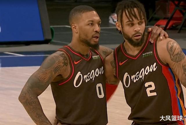 獨行俠|失落離場！拼盡全力轟44+7+9卻還是輸了，難道，他真是數(shù)據(jù)刷子？