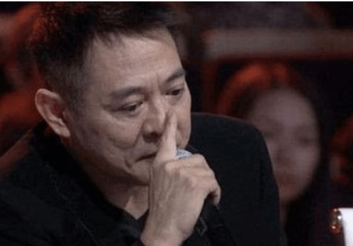 李连杰|“南京大屠杀30万人,你们数了?”李连杰一句话怼日本记者,解气