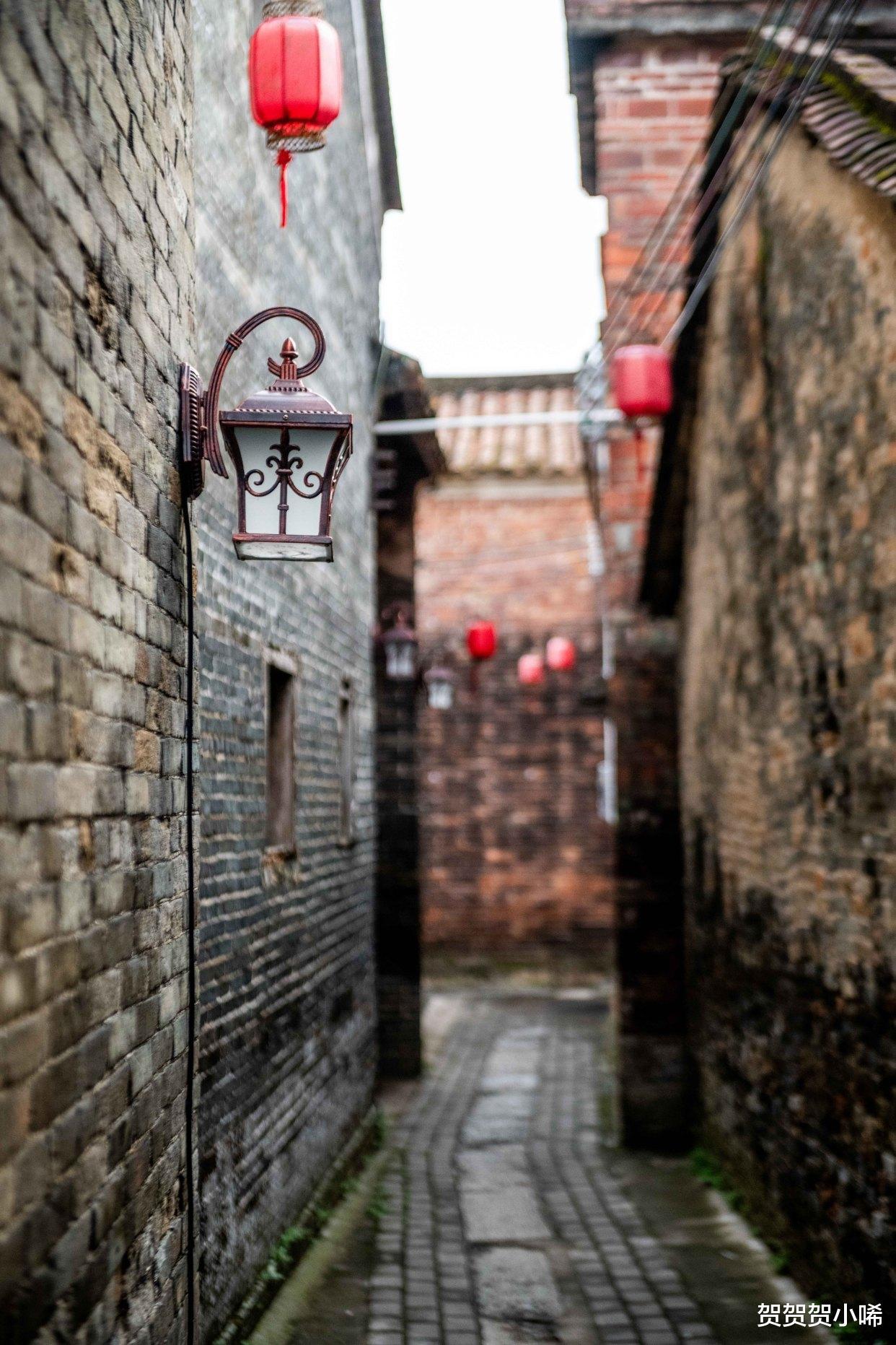贺贺贺小唏 从古书中走出来的百年古村,诗意刻在每一栋古建筑上,就藏在广东