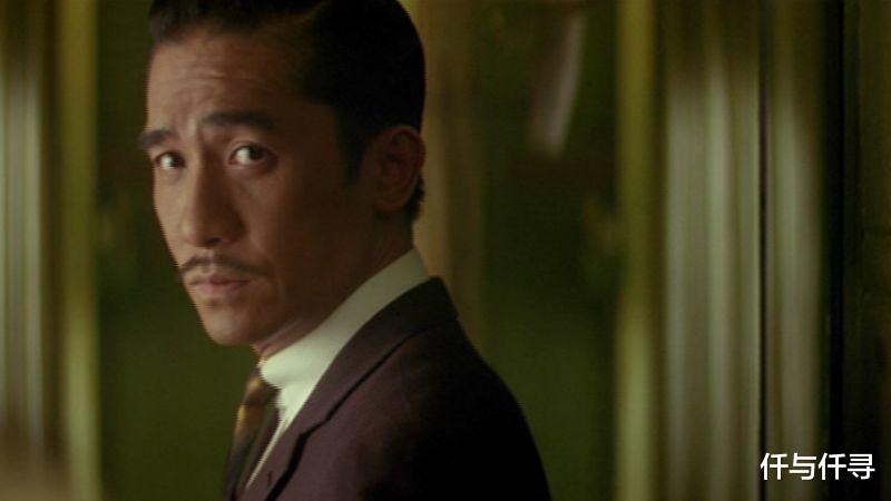 仟与仟寻|梁朝伟做好莱坞披荆斩棘的哥哥,一身尚气登杂志创刊号封面帅炸