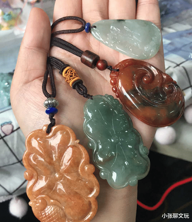 翡翠|八种不能买的翡翠，买回来就赔了，都带有很多猫腻