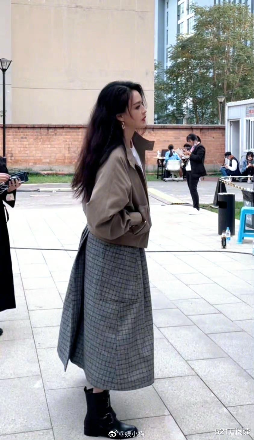 舒淇|不老女神舒淇，性感穿搭，大家觉得怎么样？