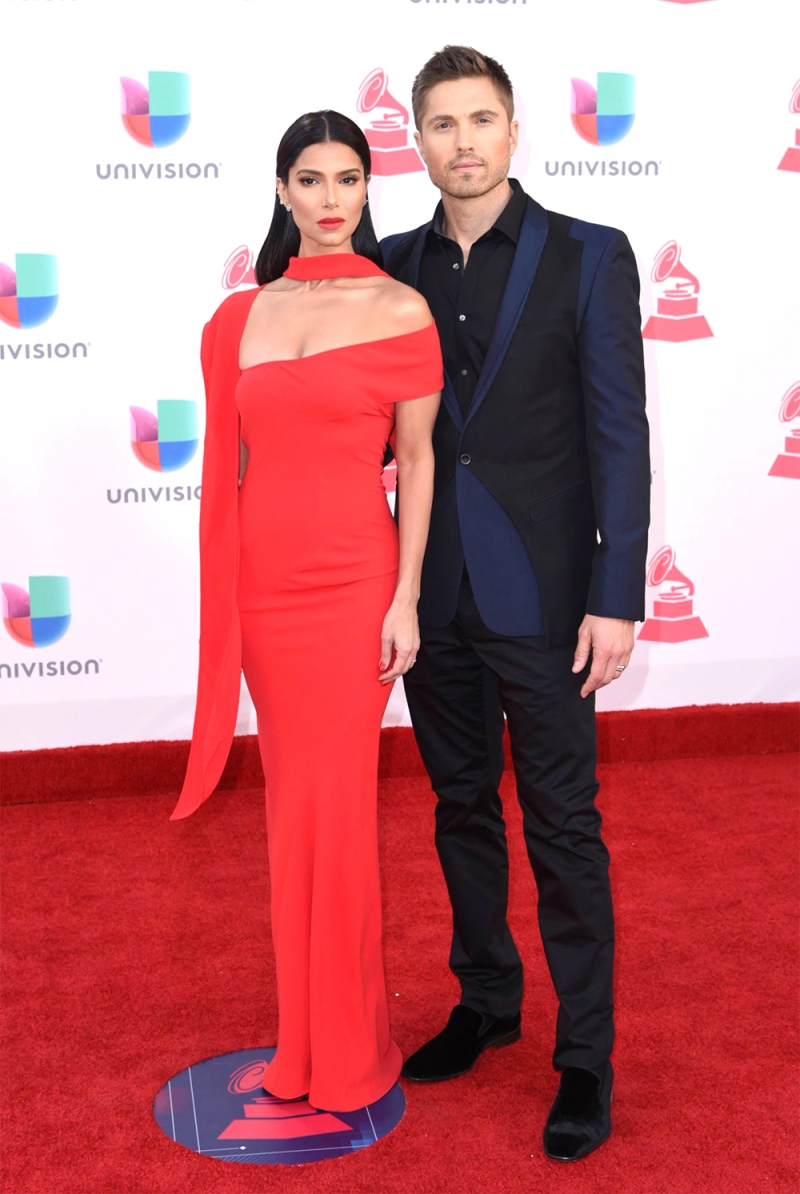 梦幻岛|美国女星罗塞莉因出演《梦幻岛》走红，颜值出众身材比例完美