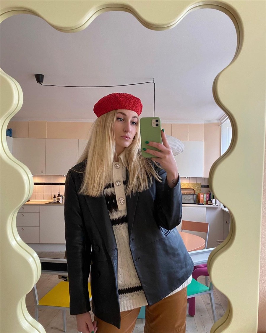 帽子 还怕脑袋瓜扛不住寒冷?4款宝藏帽子百搭显脸小,大脸女孩的福音