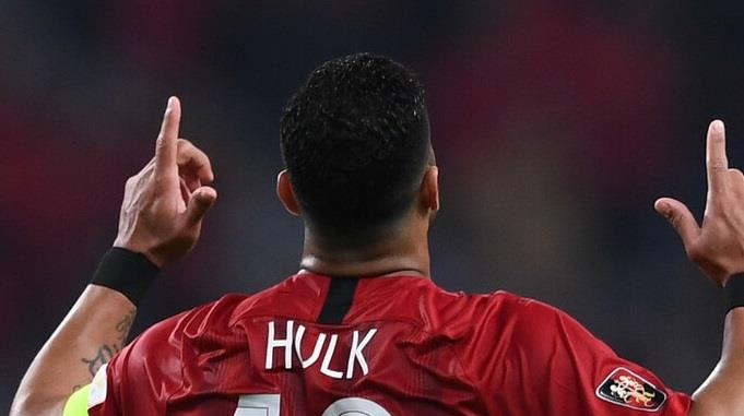 胡爾克|上港把胡爾克慣壞了？加盟新東家后還把自己當(dāng)球霸，公開(kāi)炮轟主帥