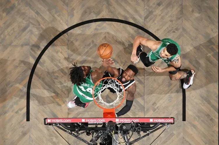 凯文·杜兰特|上热搜了!说杜兰特垫脚的,进来看看