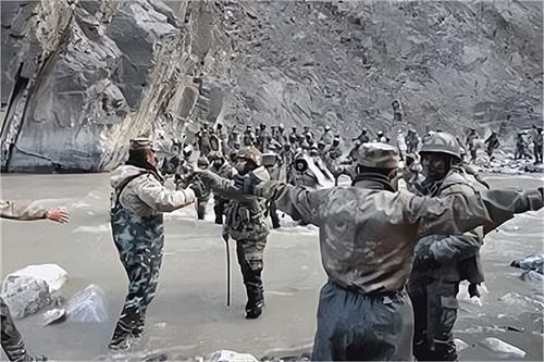 印度軍官吹噓士兵不怕犧牲：“印軍該更加敵視中國”，慘遭打臉-圖4