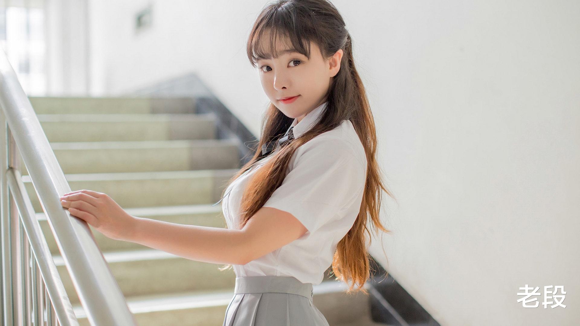 老段|28岁女人哭诉：老公常年不在家，我带孩子很累，出轨有错吗？