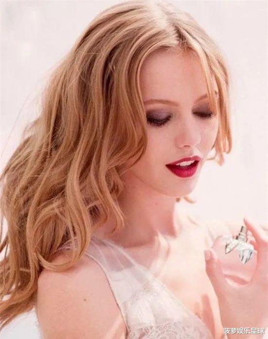 弗丽达·古斯塔夫松|青春灵性的脸庞，185cm的高挑身材，她才是落入凡间的精灵！