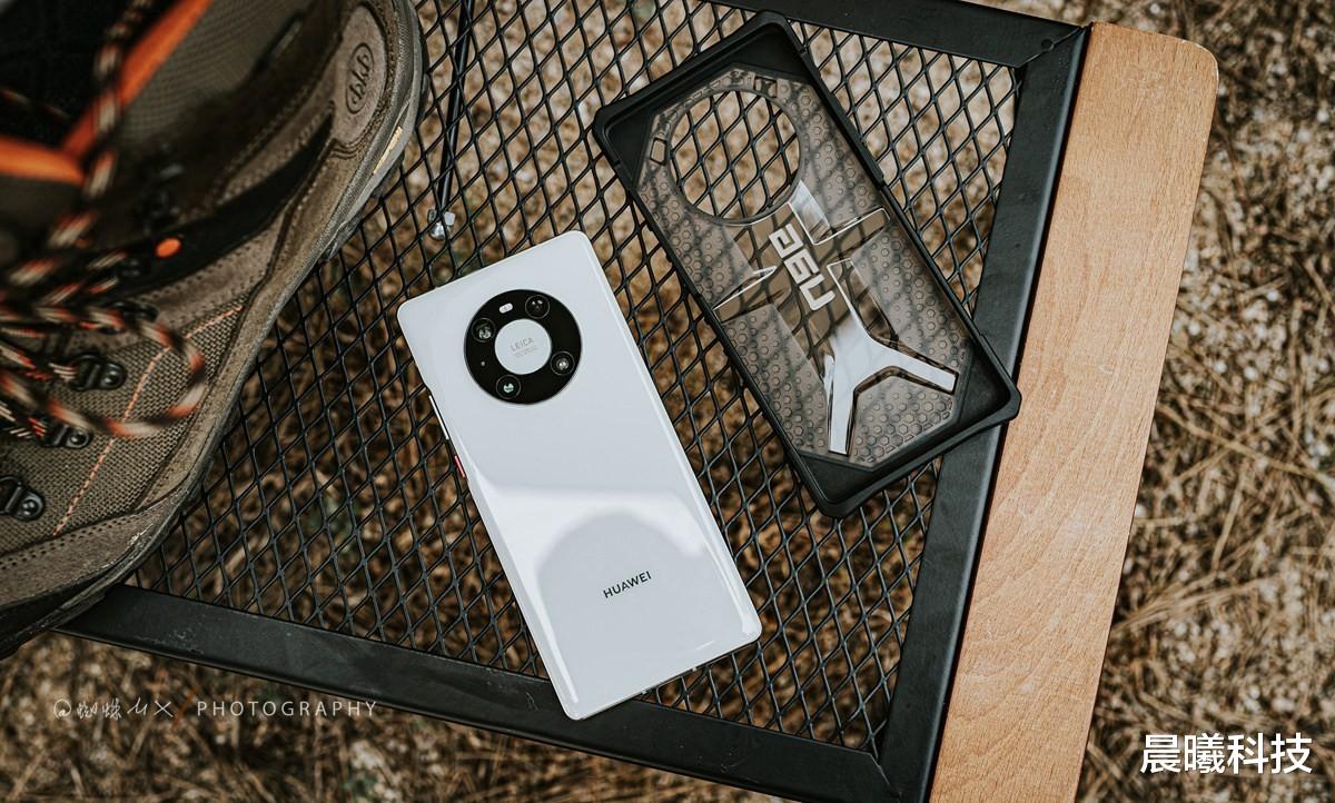 手机壳|华为Mate40Pro的抗摔“铁甲衣”,能砸核桃的UAG手机壳上手